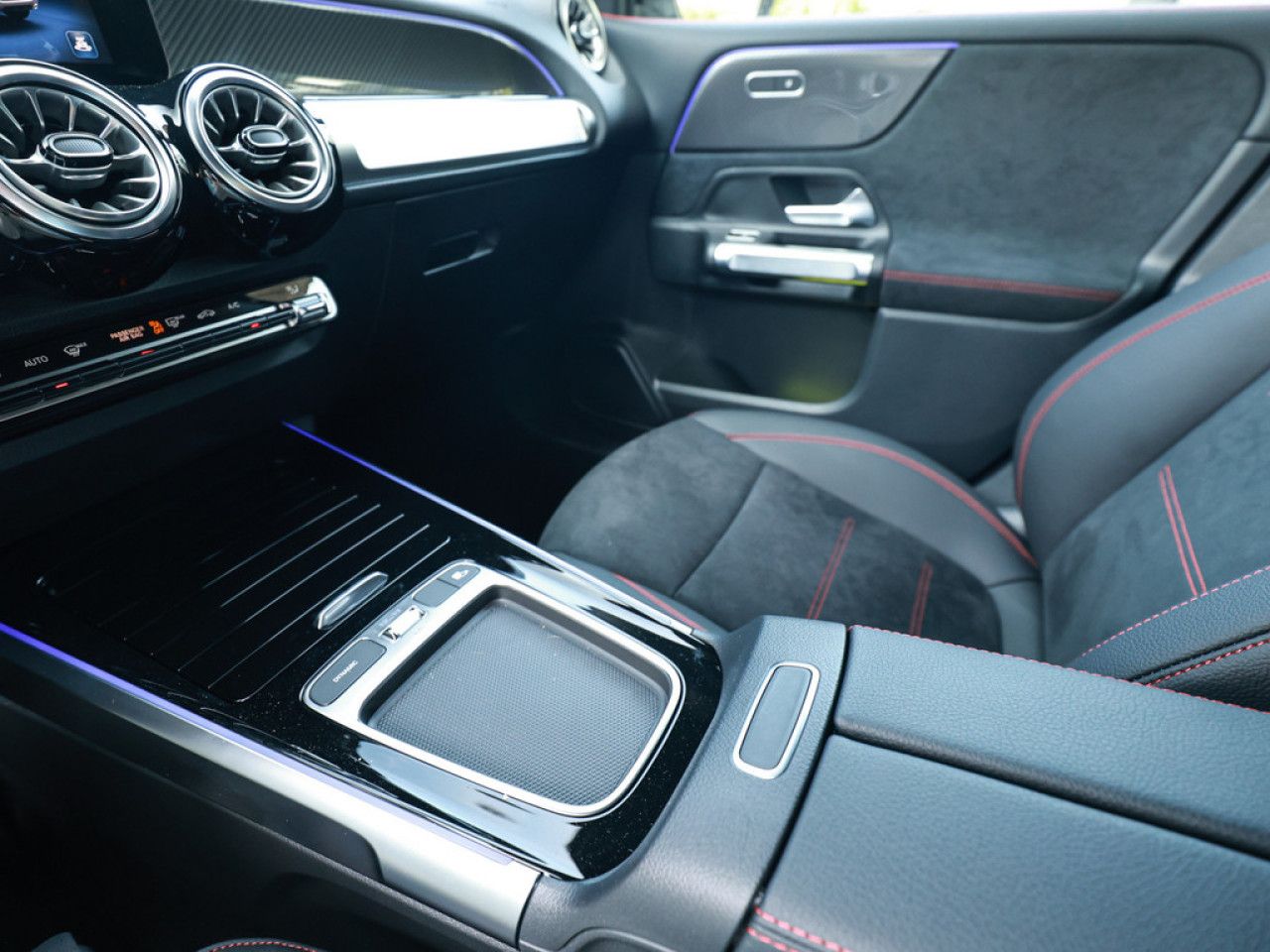 Mercedes-Benz GLB – Bild 15