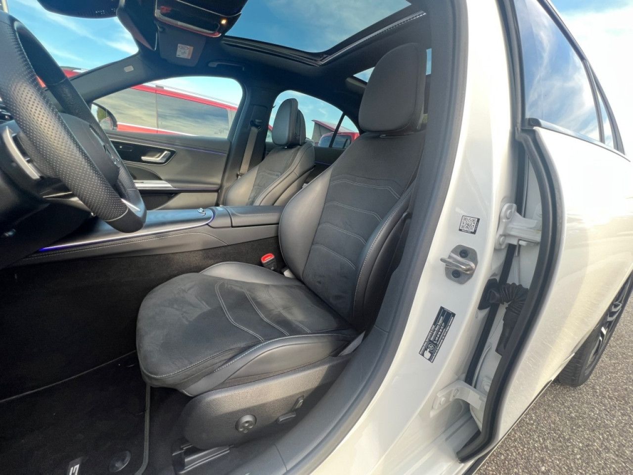 Mercedes-Benz E-Klasse – Bild 22