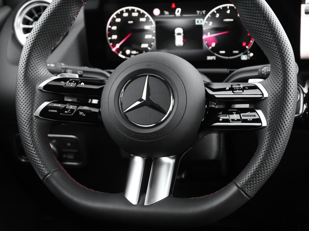 Mercedes-Benz GLA – Bild 14