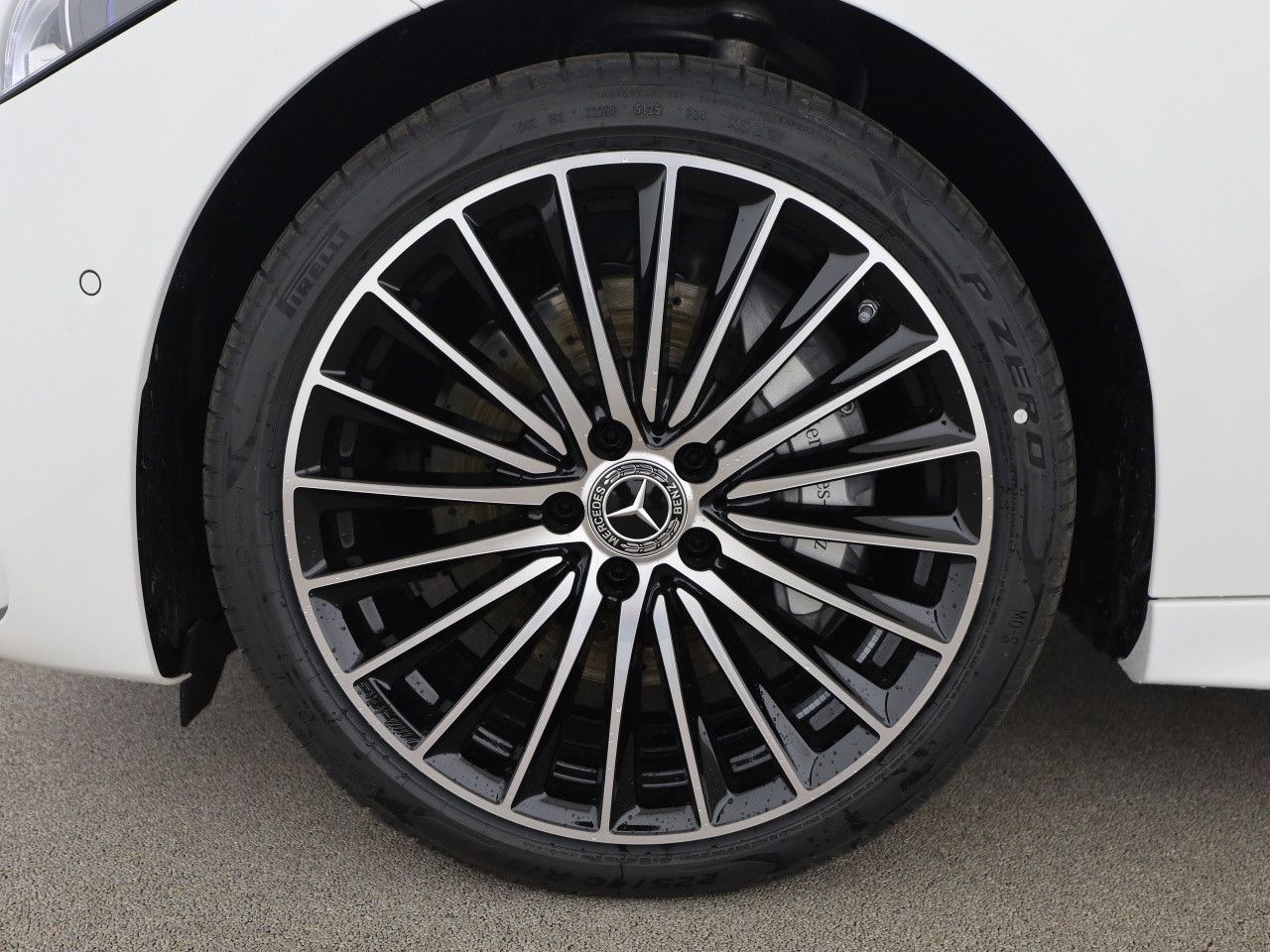 Mercedes-Benz C-Klasse – Bild 16