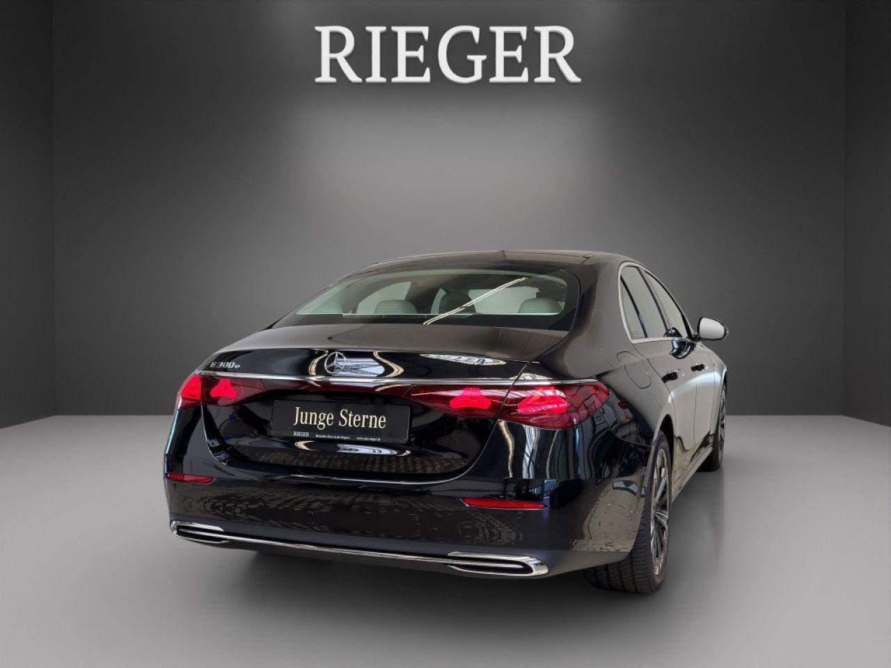 Mercedes-Benz E-Klasse – Bild 13