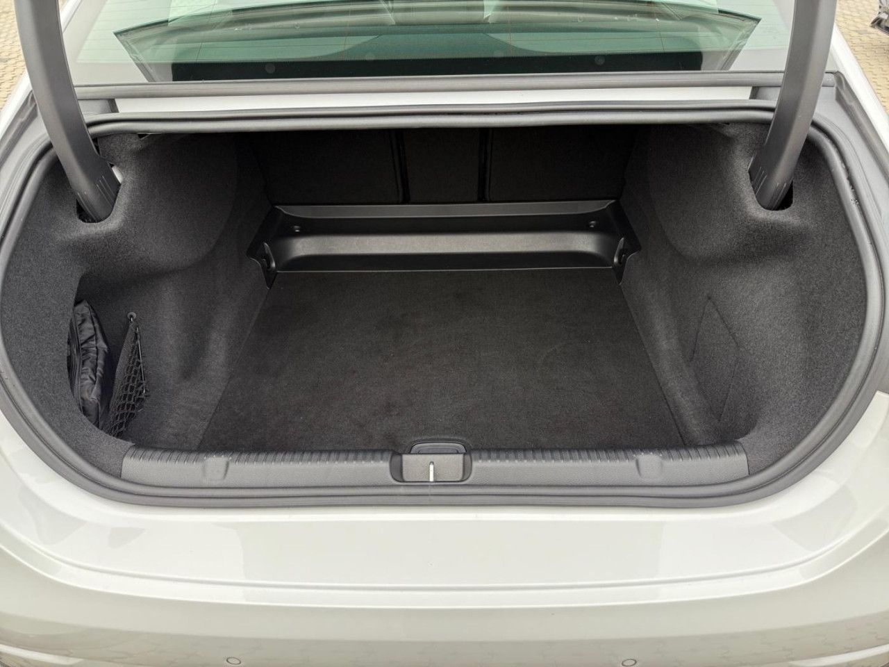 Fahrzeugbild 12 / 17