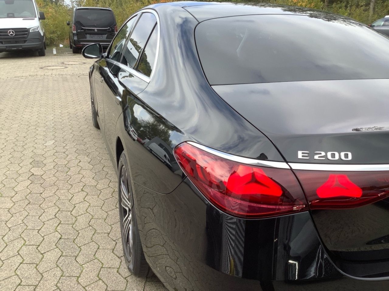 Mercedes-Benz E-Klasse – Bild 26