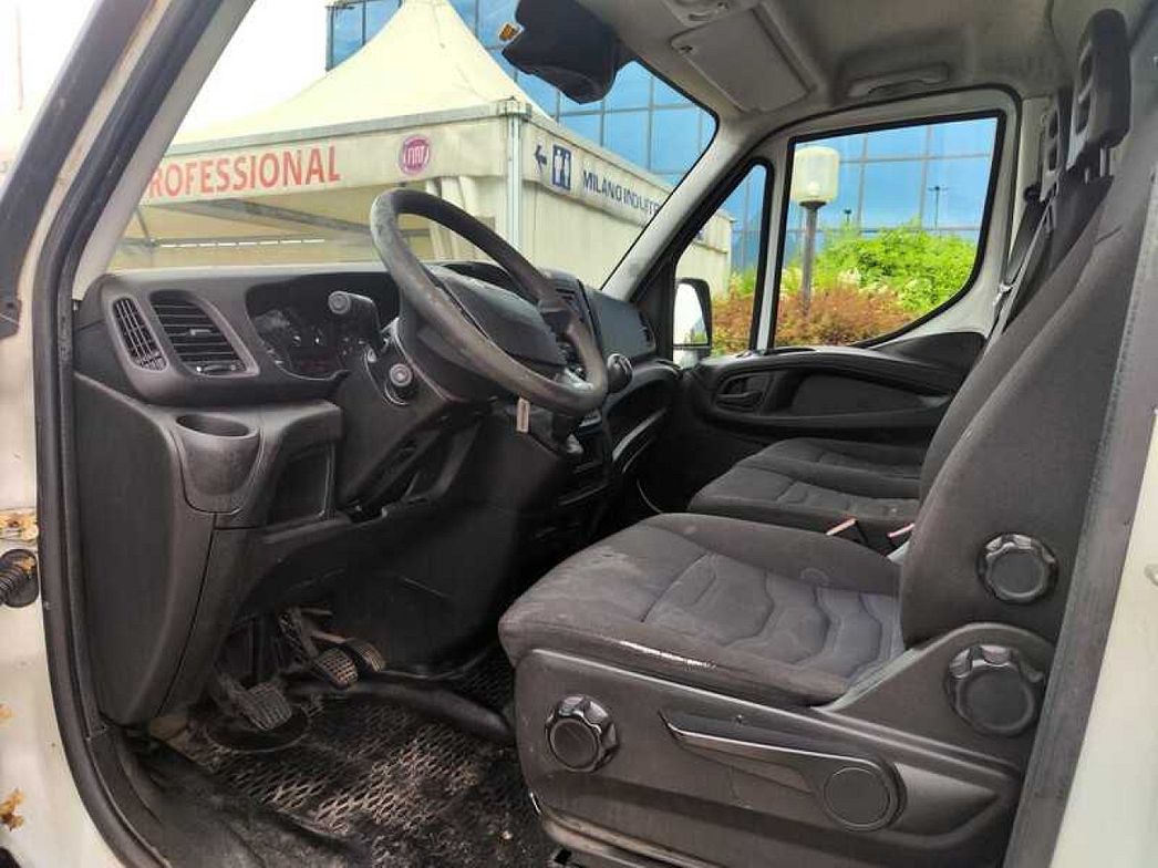 IVECO | 35C16 FURGONE CON SPONDA
