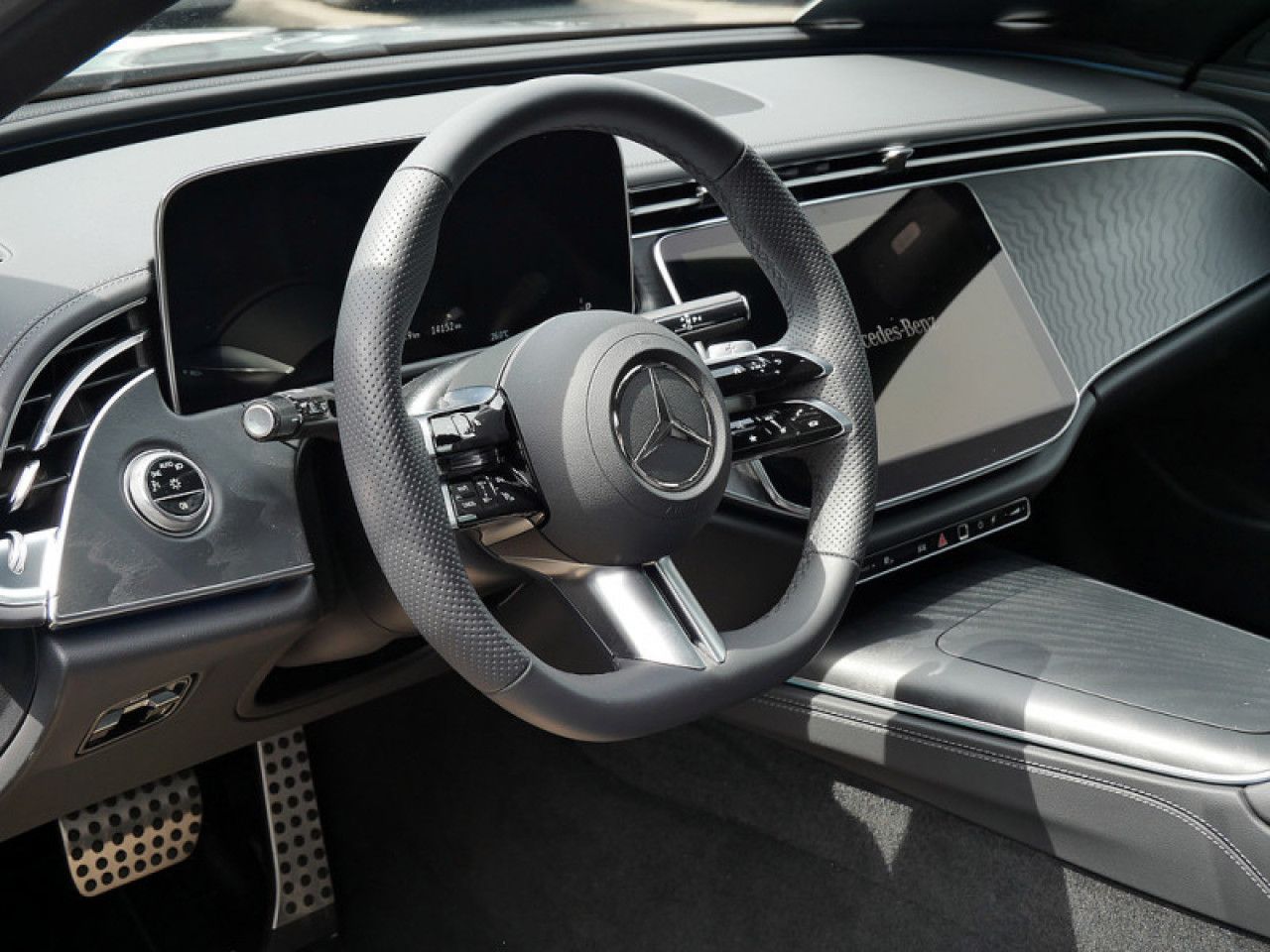 Mercedes-Benz E-Klasse – Bild 14