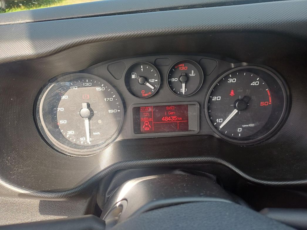 IVECO | DAILY 35C16 5+1 3.0 - 3750