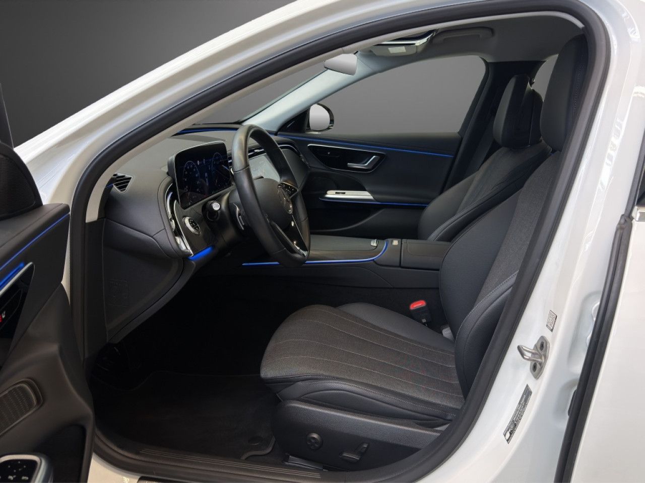 Mercedes-Benz E-Klasse – Bild 7