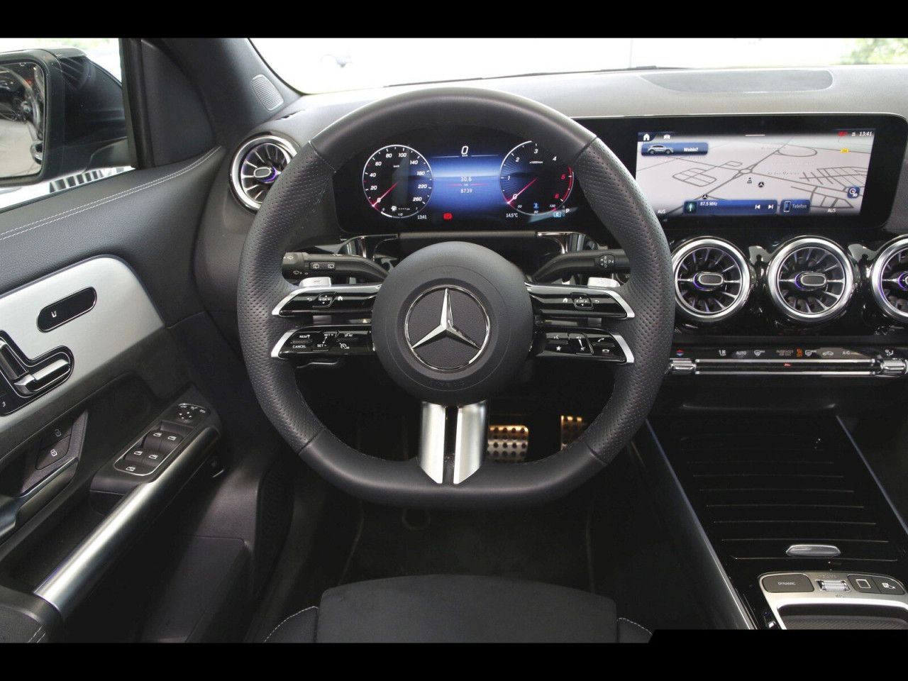 Mercedes-Benz GLA – Bild 12