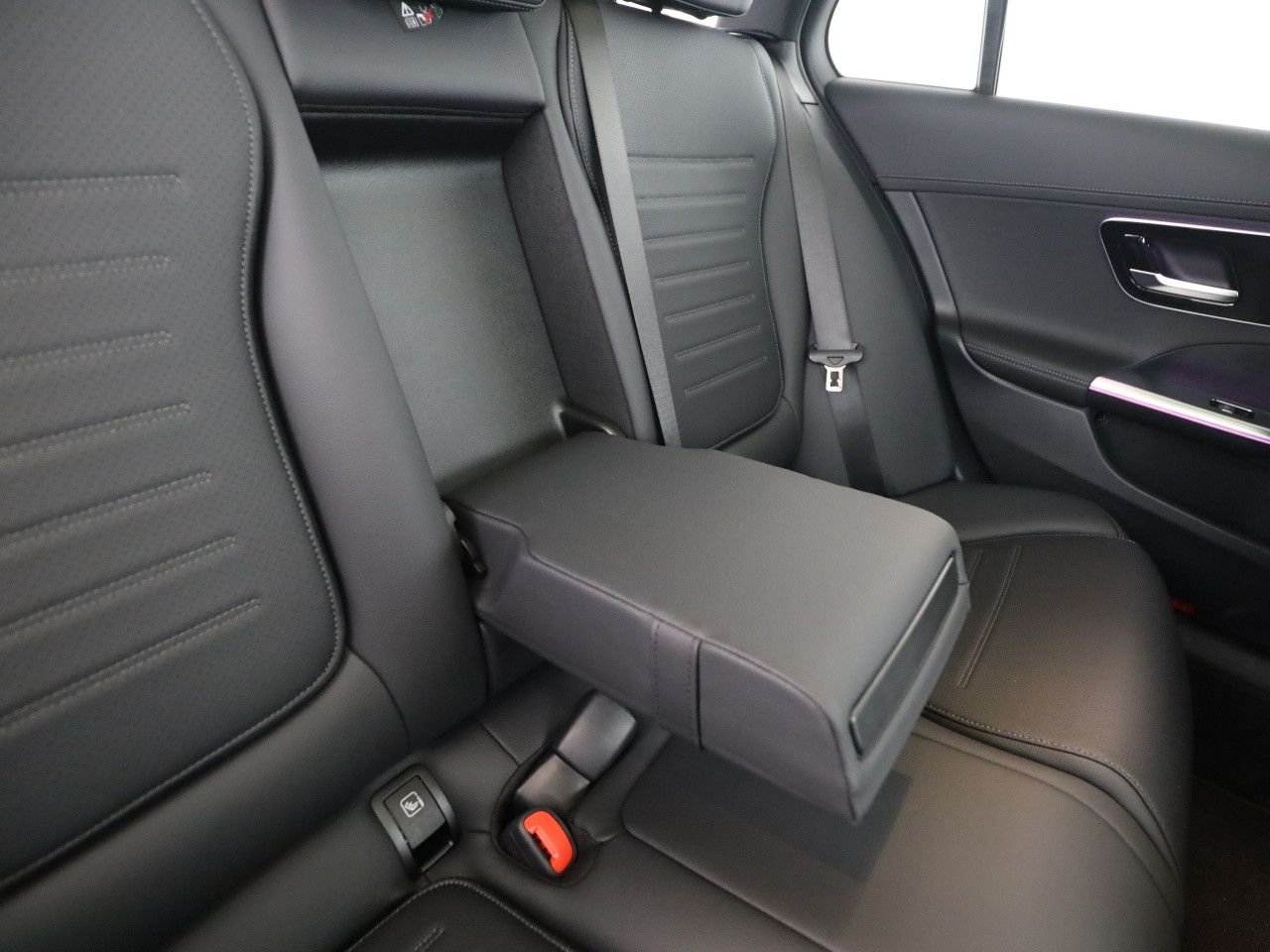Mercedes-Benz C-Klasse – Bild 20