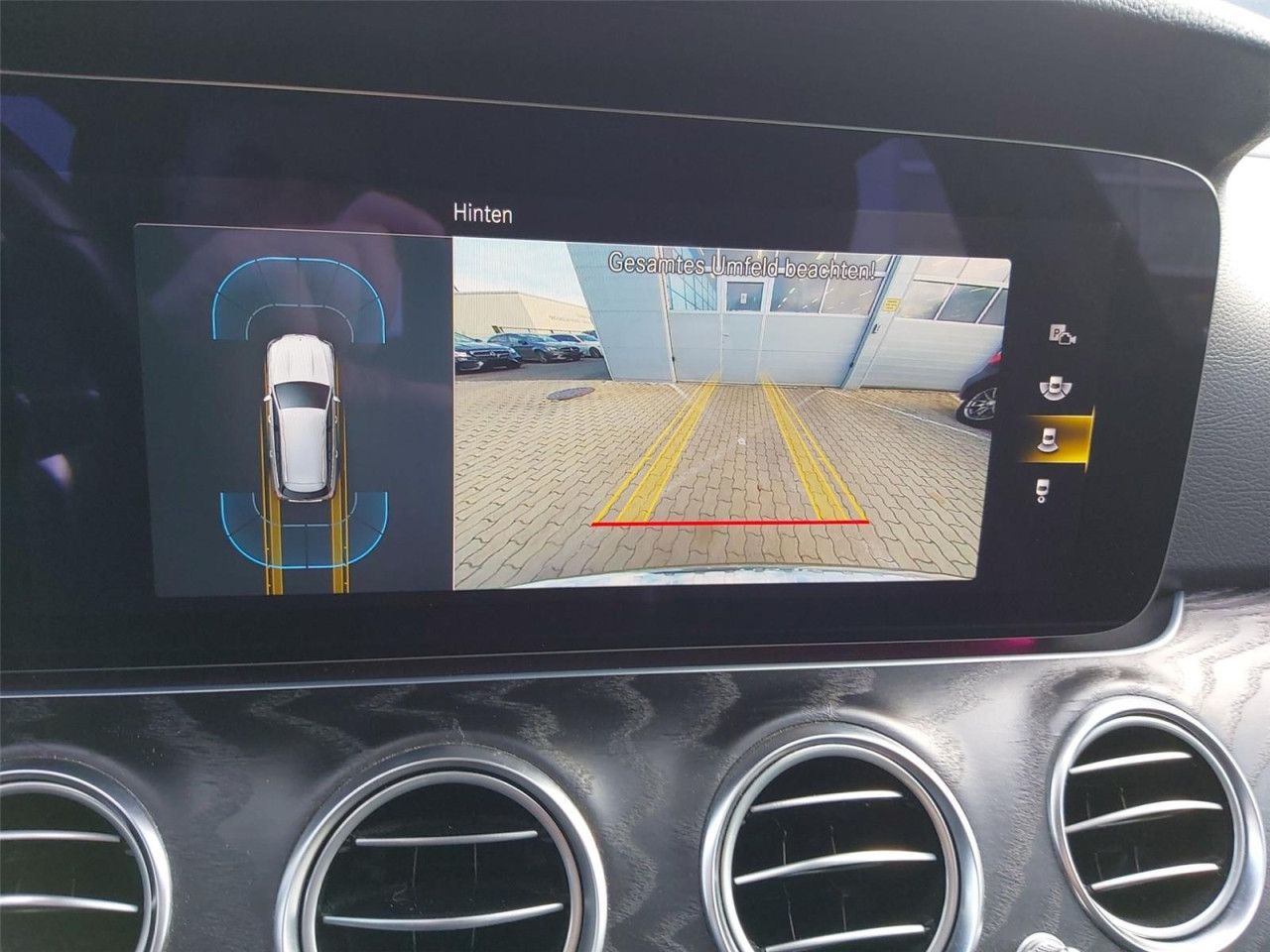 Fahrzeugbild 28 / 29