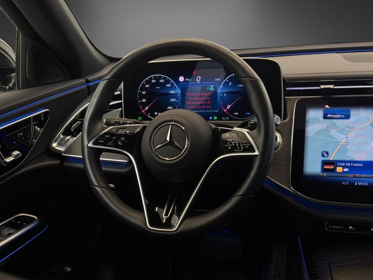 Mercedes-Benz E-Klasse – Bild 16