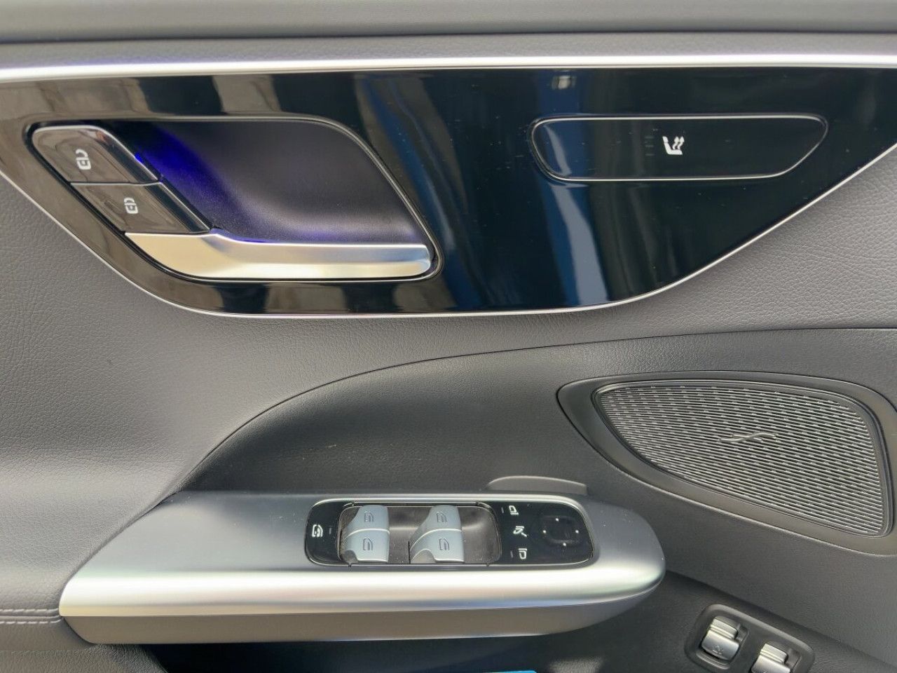 Mercedes-Benz C-Klasse – Bild 12