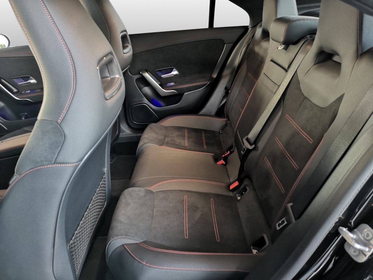Mercedes-Benz CLA – Bild 8