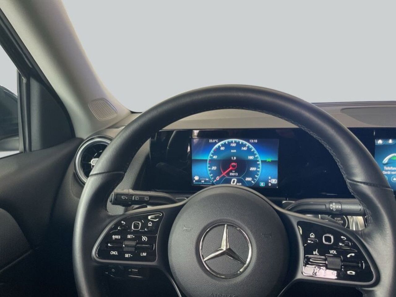 Mercedes-Benz GLB – Bild 17
