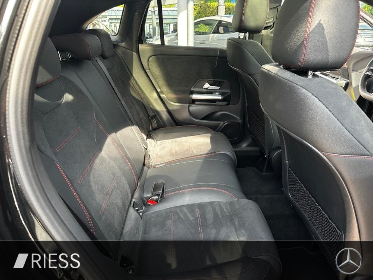 Fahrzeugbild 12 / 12