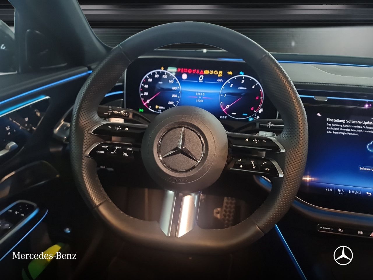 Mercedes-Benz E-Klasse – Bild 12