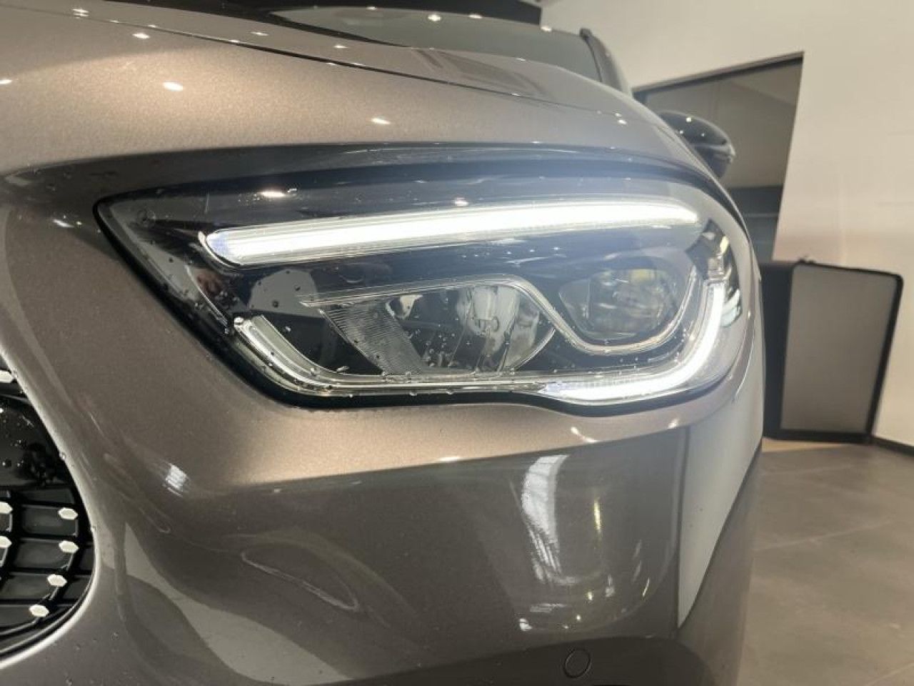 Photo du v&eacute;hicule 9 / 18