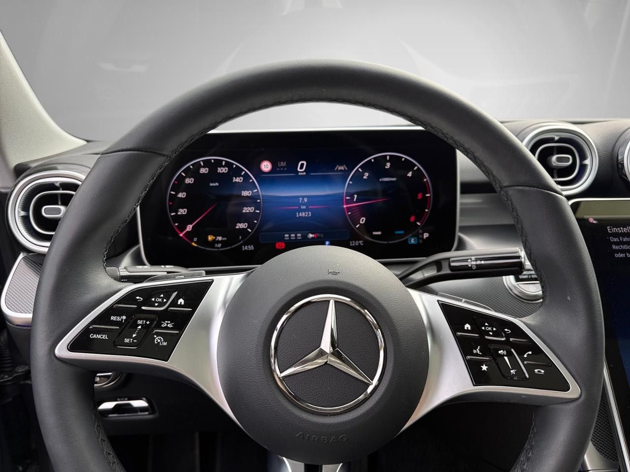 Mercedes-Benz C-Klasse – Bild 18