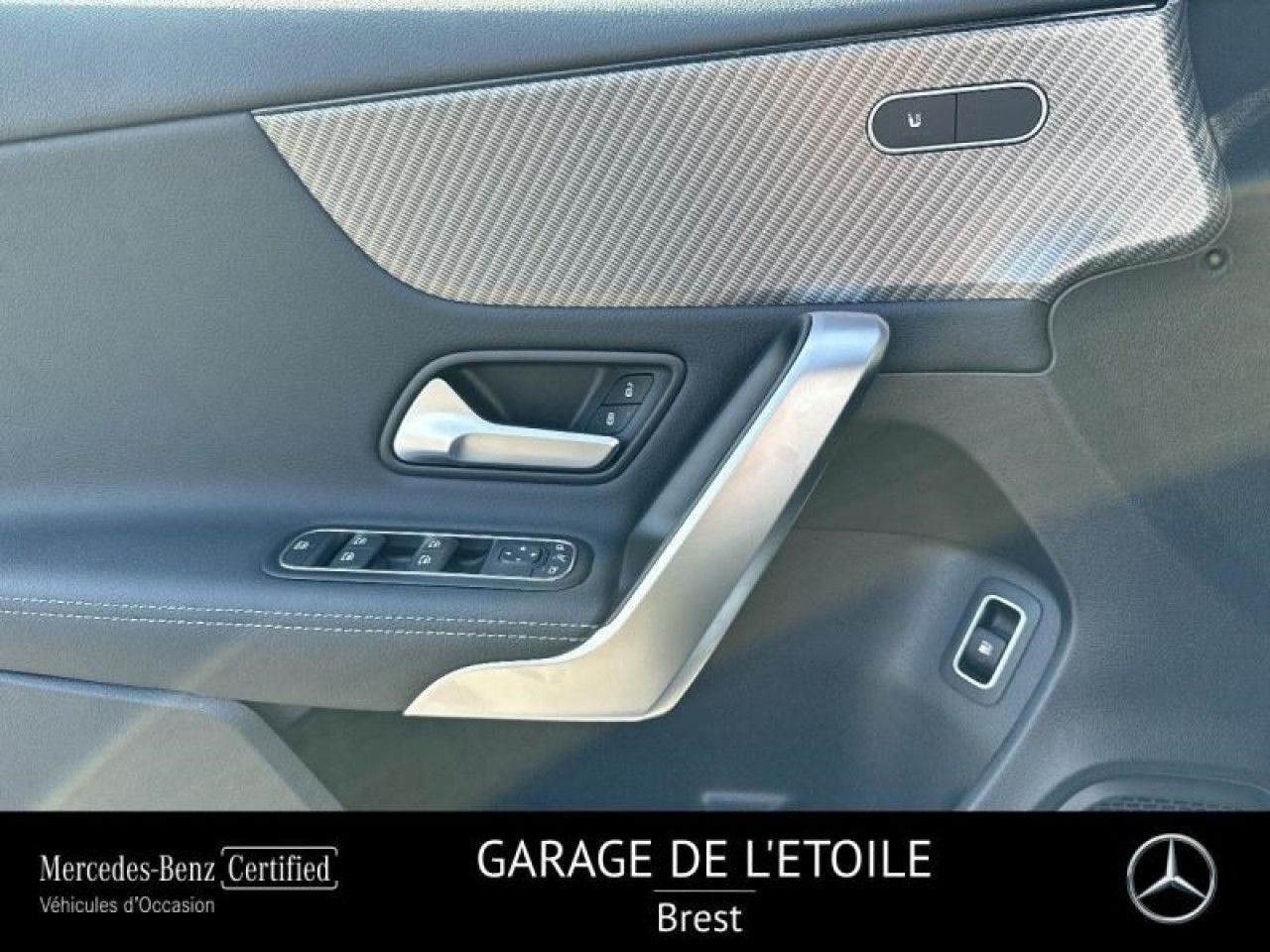 Photo du v&eacute;hicule 17 / 18