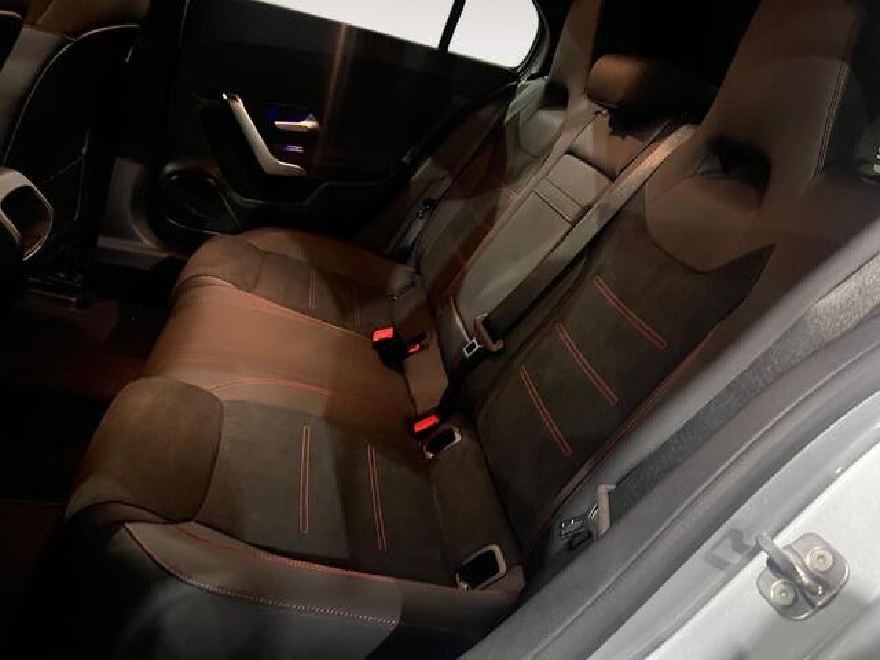 Imagem do veículo 5 / 14