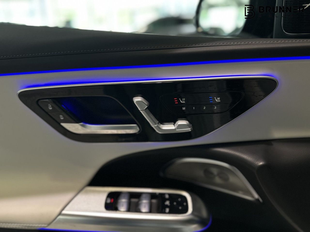 Mercedes-Benz E-Klasse – Bild 18
