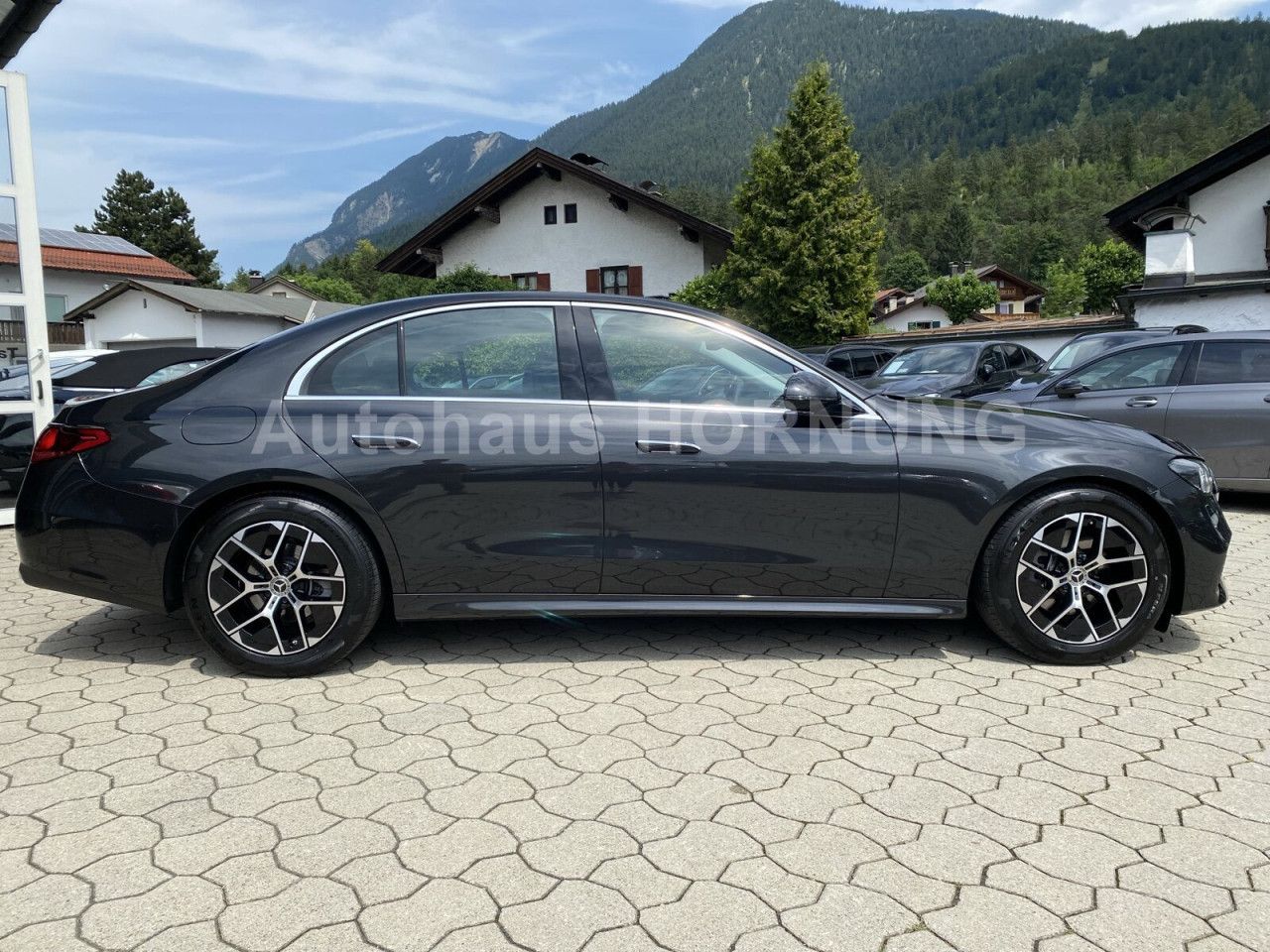 Mercedes-Benz E-Klasse – Bild 4