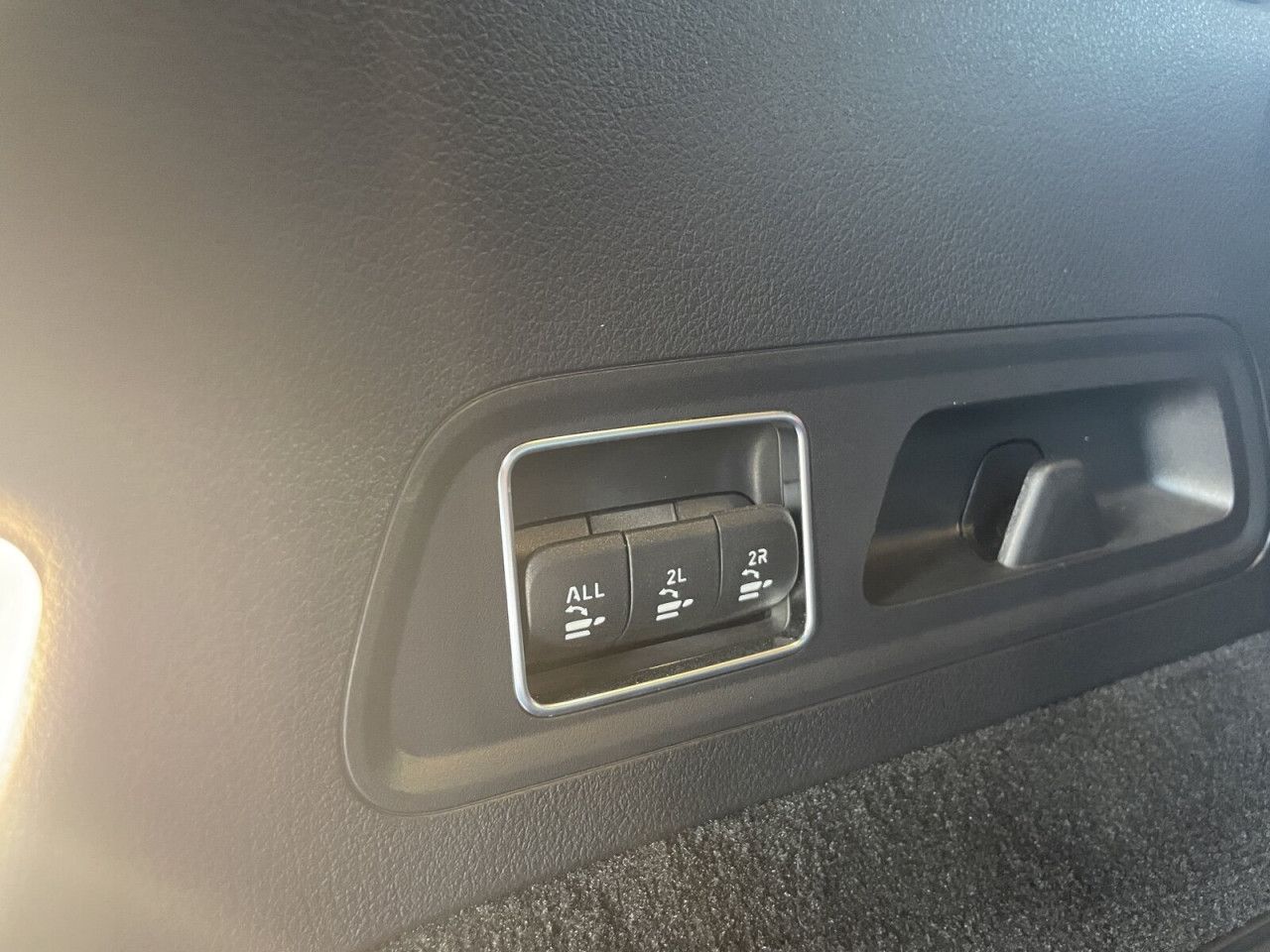 Mercedes-Benz GLS – Bild 14