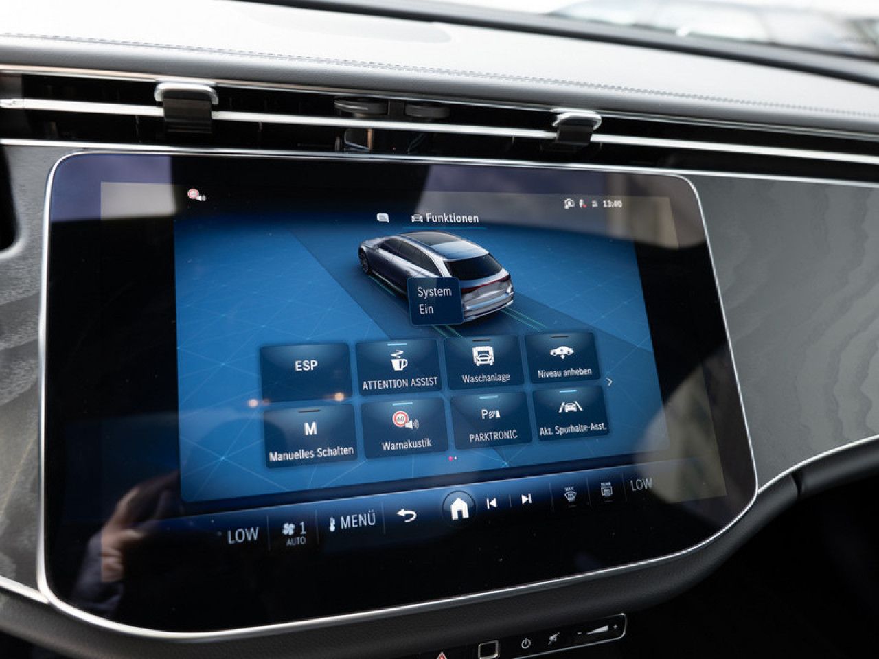 Mercedes-Benz E-Klasse – Bild 14