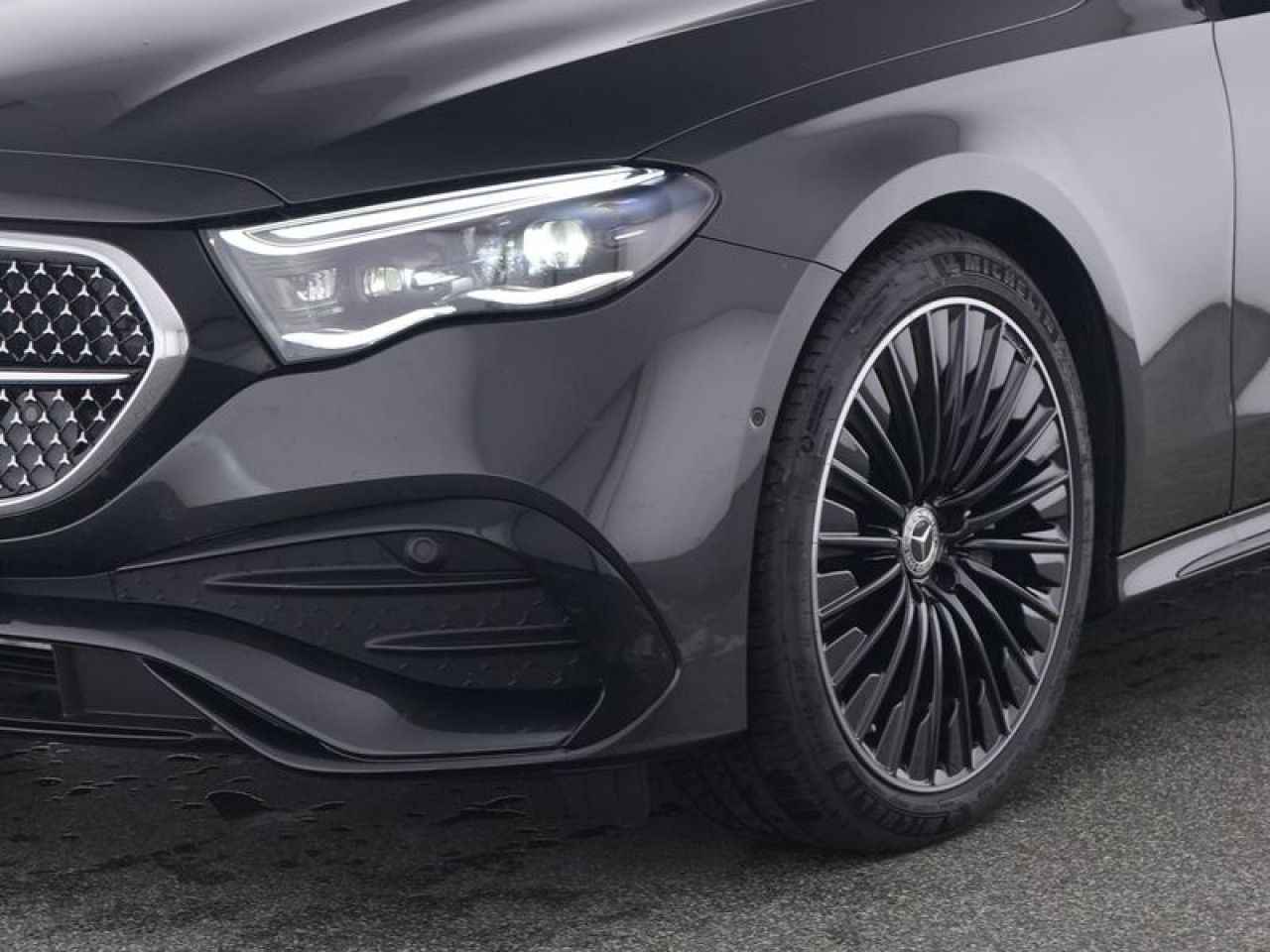 Mercedes-Benz E-Klasse – Bild 3