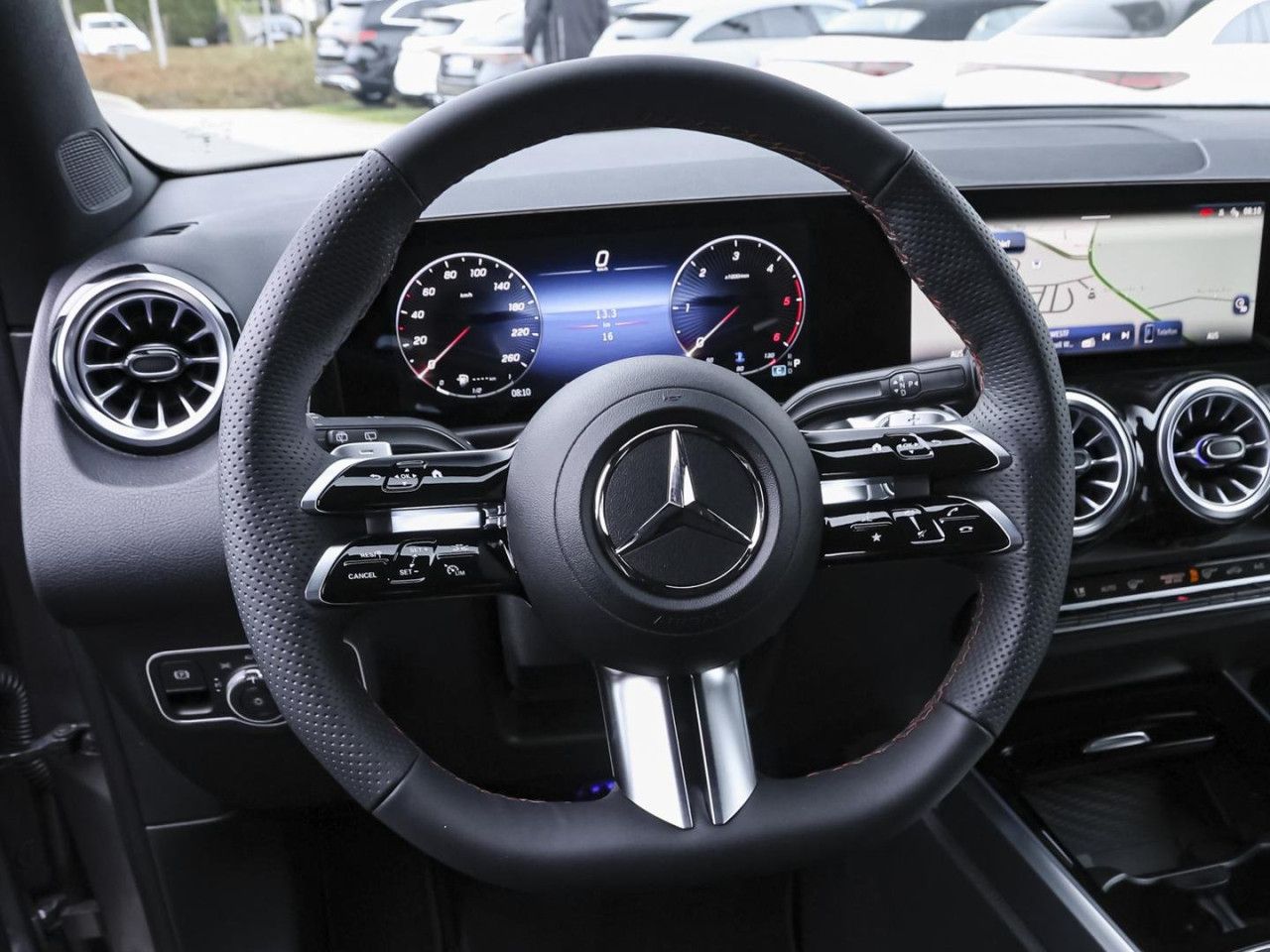 Mercedes-Benz GLB – Bild 13