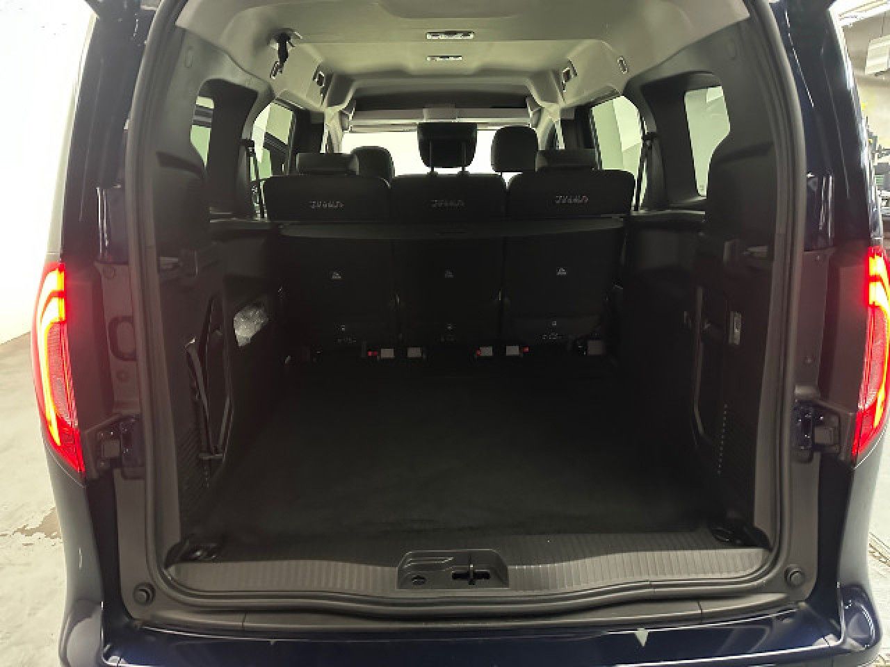 Mercedes-Benz EQT – Bild 12