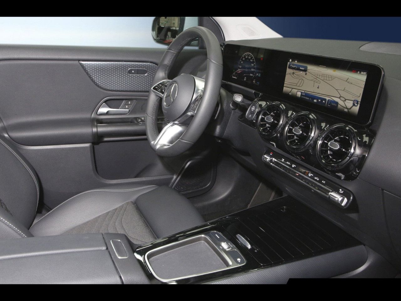 Mercedes-Benz GLA – Bild 8
