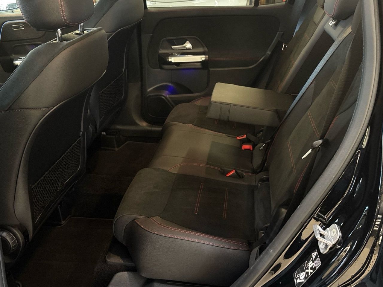 Mercedes-Benz GLB – Bild 14