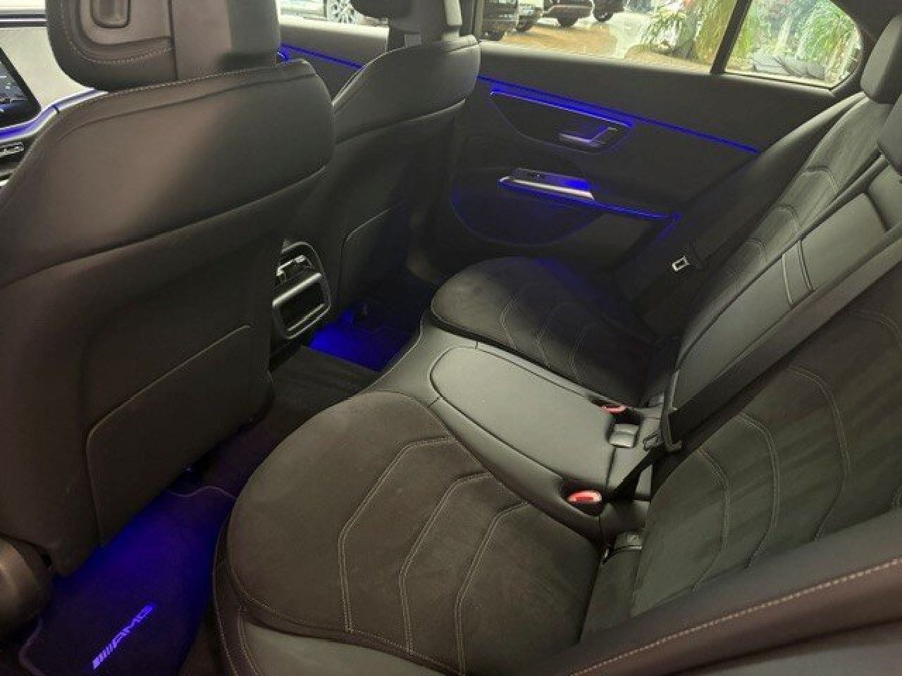 Mercedes-Benz E-Klasse – Bild 19