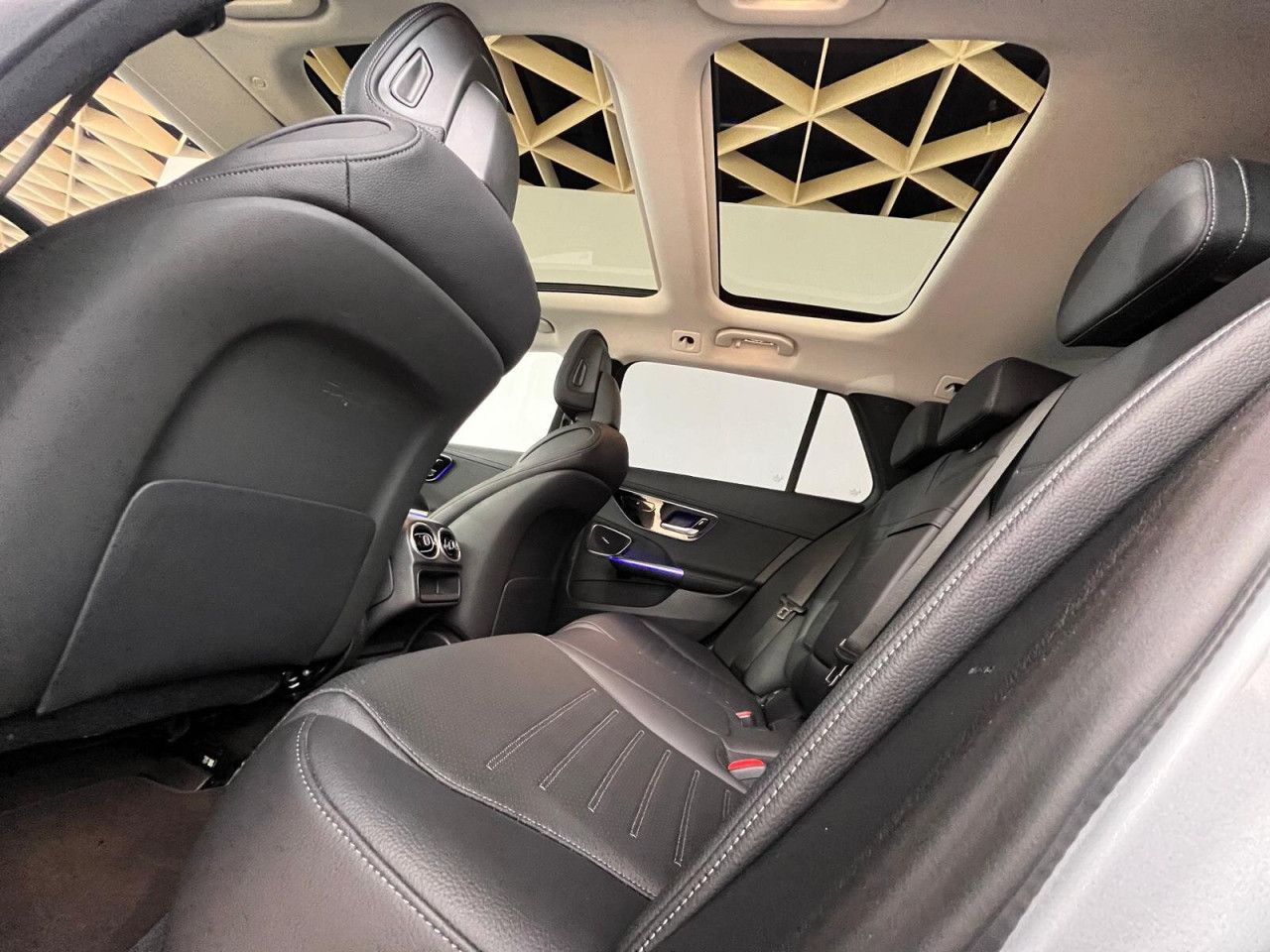 Mercedes-Benz C-Klasse – Bild 13