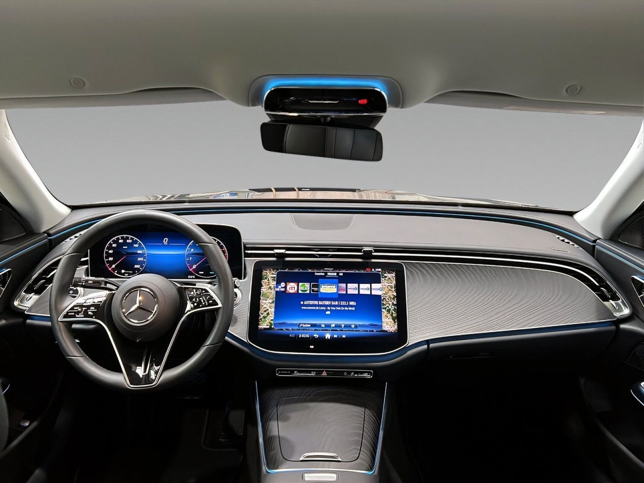 Mercedes-Benz E-Klasse – Bild 13