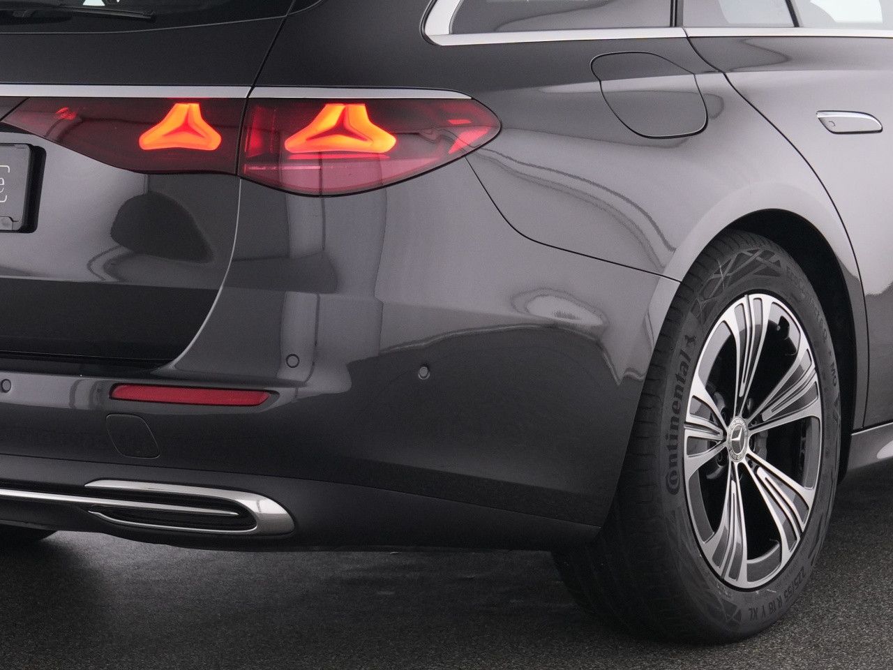 Mercedes-Benz E-Klasse – Bild 9