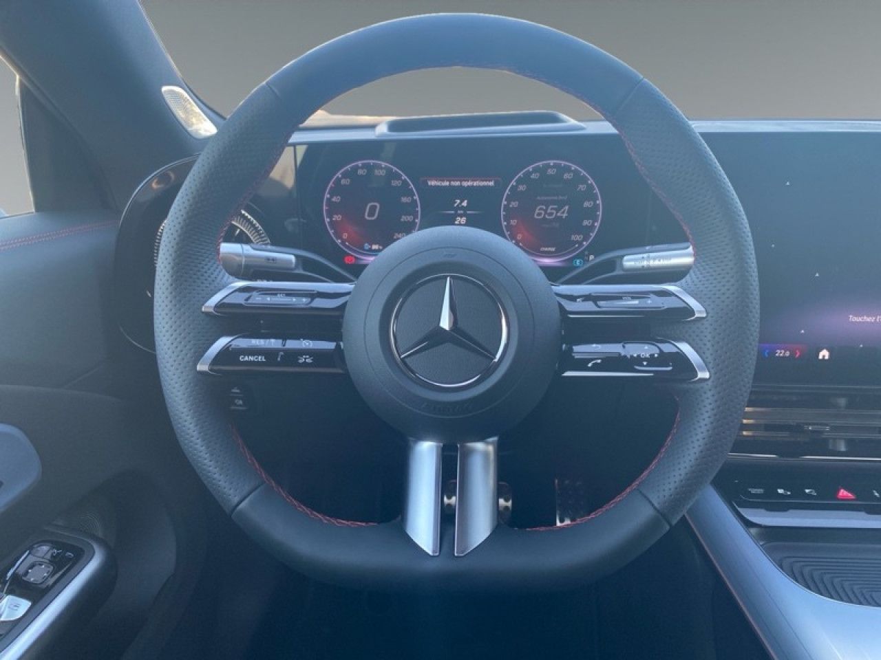 Photo du v&eacute;hicule 10 / 18