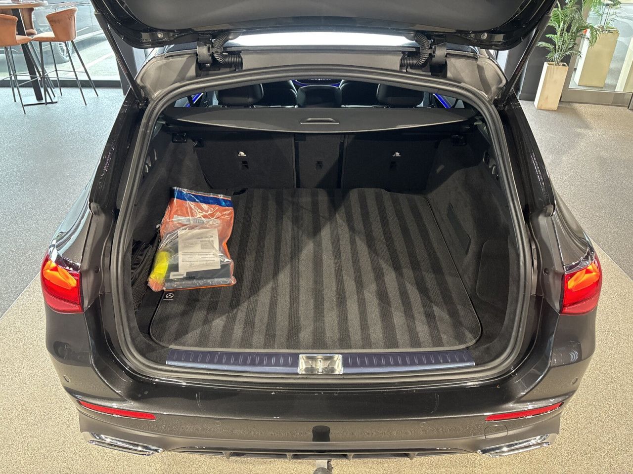 Mercedes-Benz E-Klasse – Bild 12