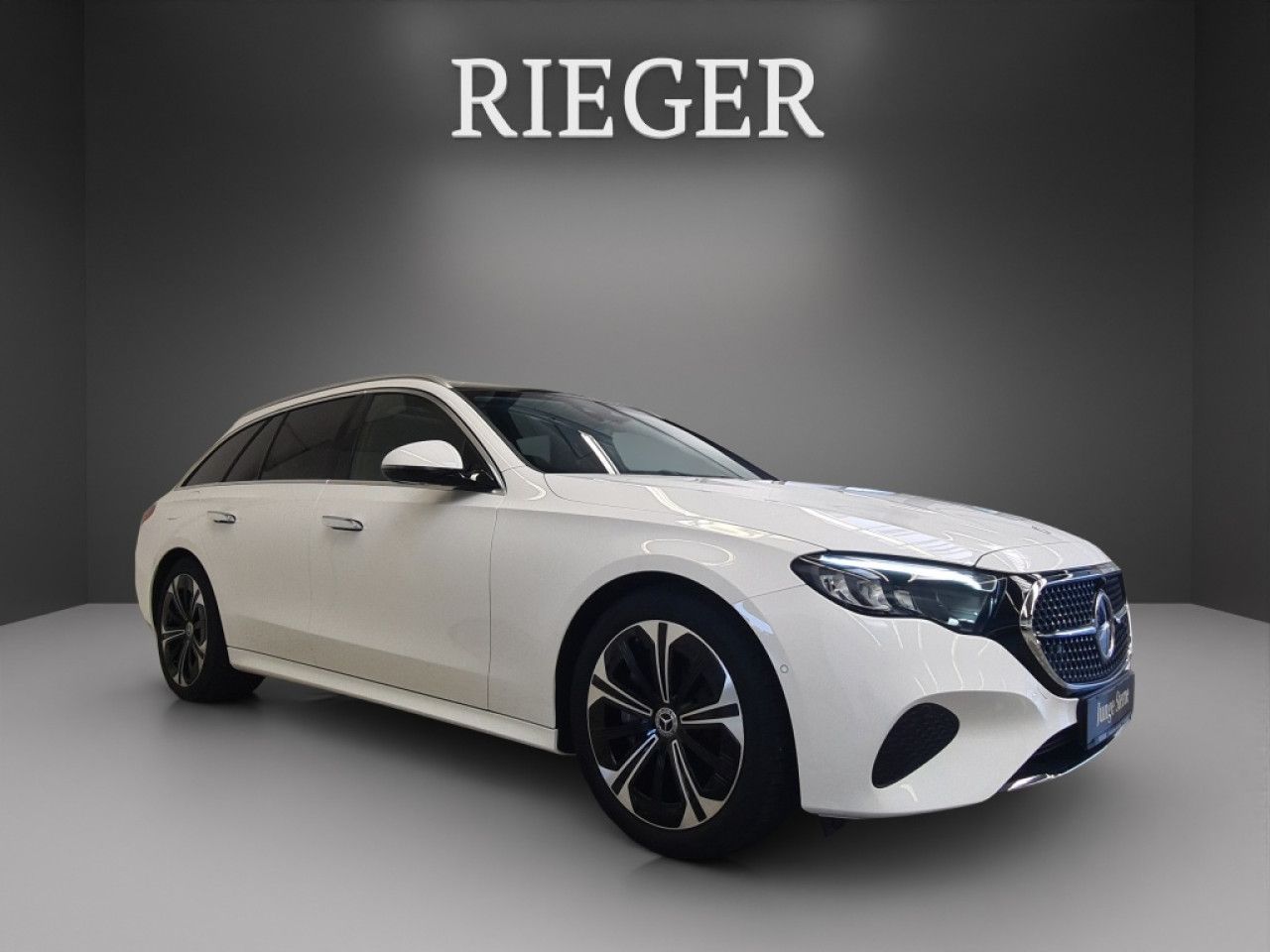 Mercedes-Benz E-Klasse – Bild 3