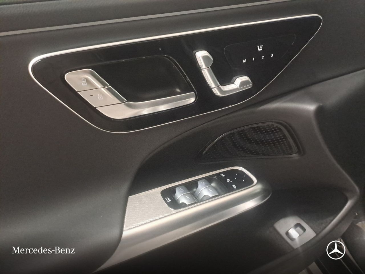 Mercedes-Benz E-Klasse – Bild 10