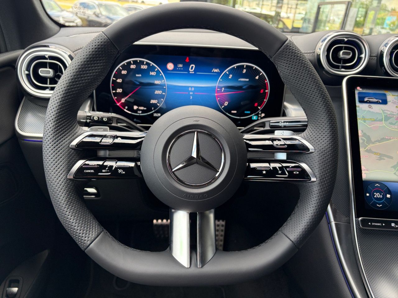 Mercedes-Benz GLC – Bild 11