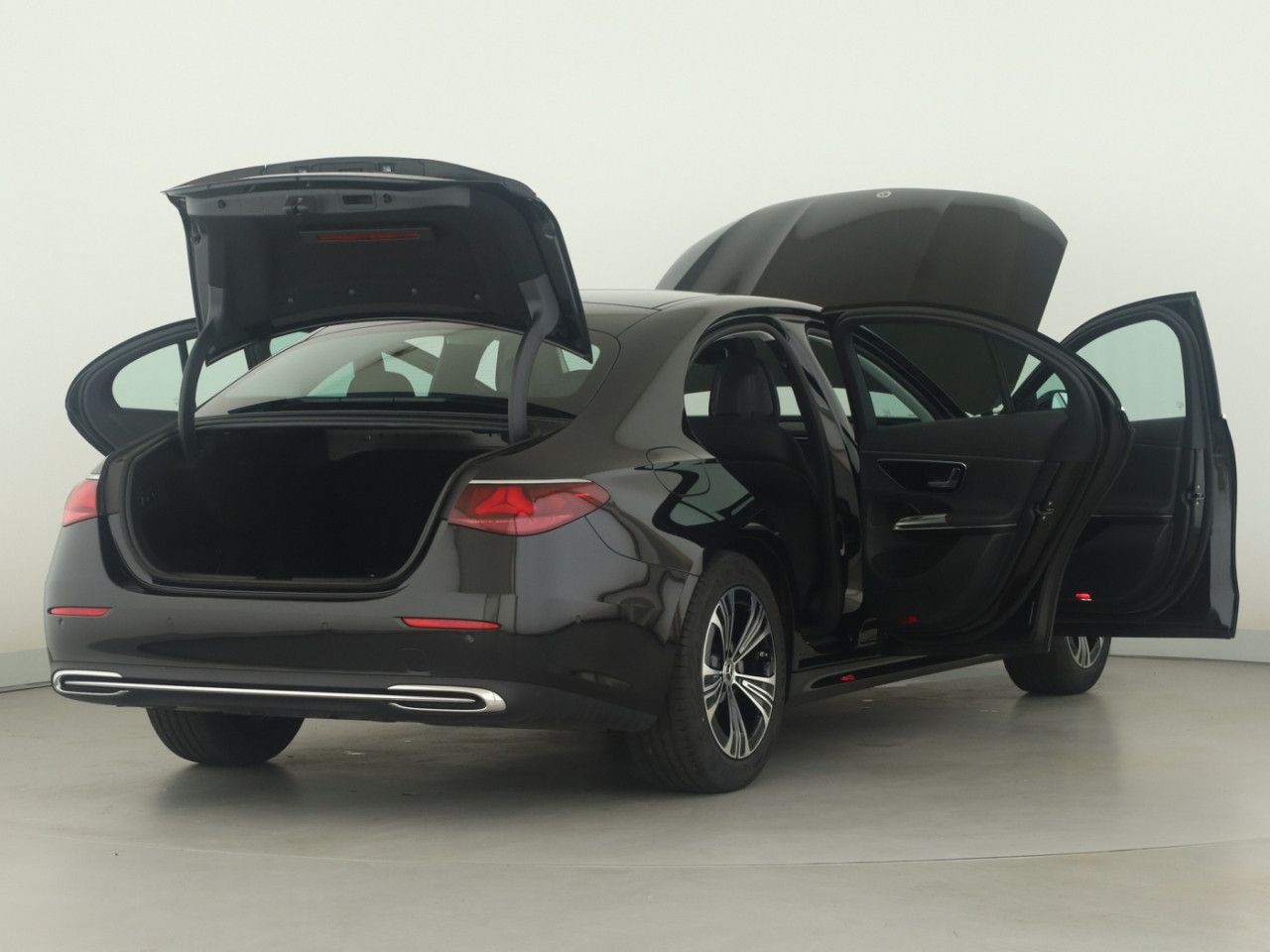 Mercedes-Benz E-Klasse – Bild 9