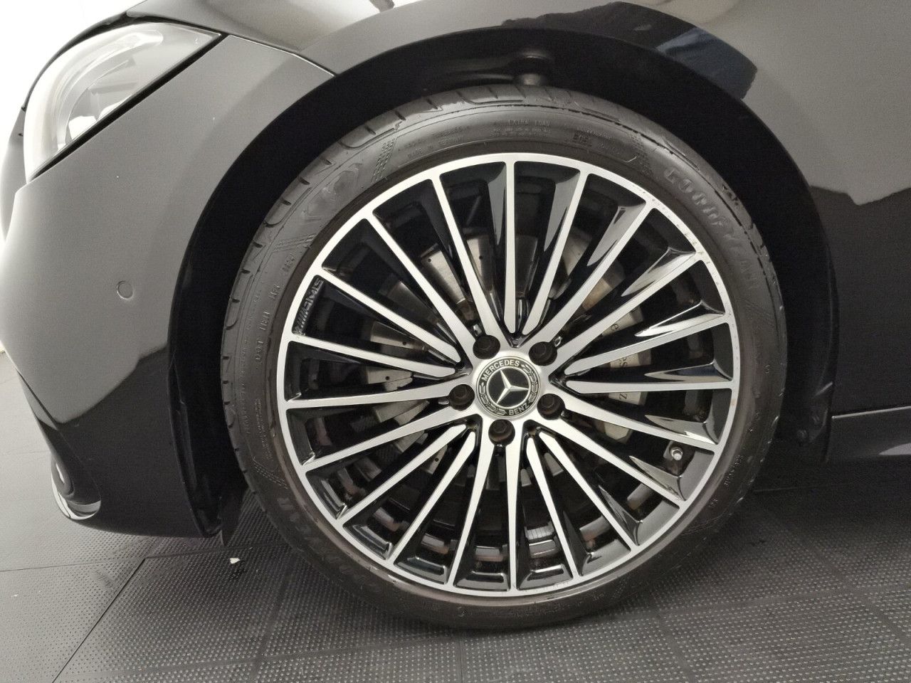 Mercedes-Benz C-Klasse – Bild 9