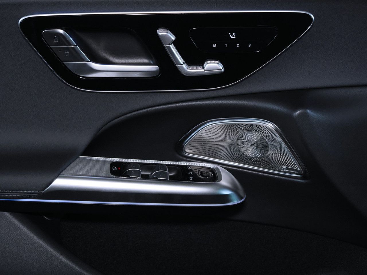 Mercedes-Benz E-Klasse – Bild 7