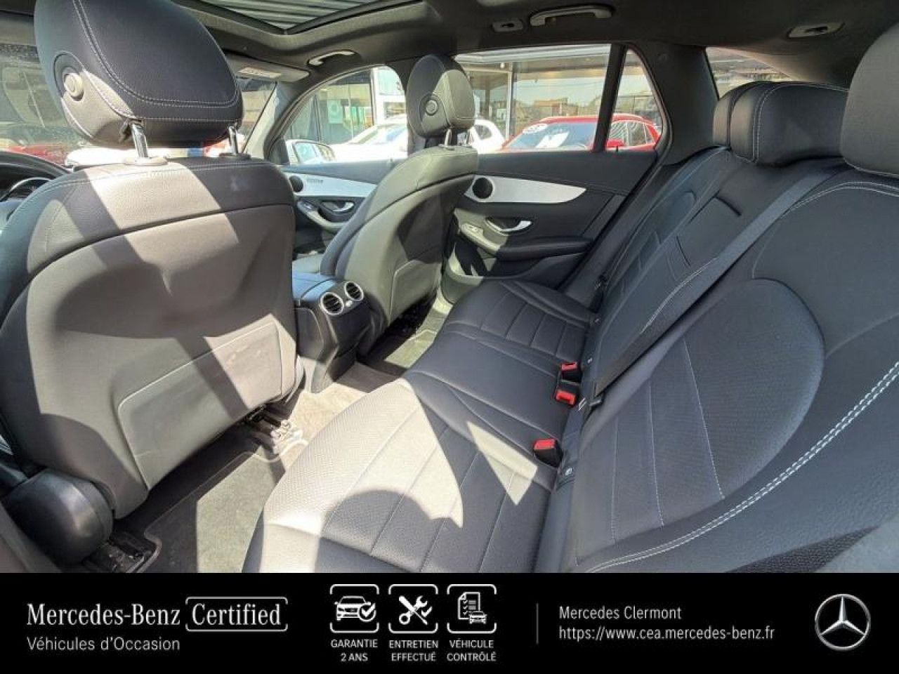 Photo du v&eacute;hicule 13 / 18