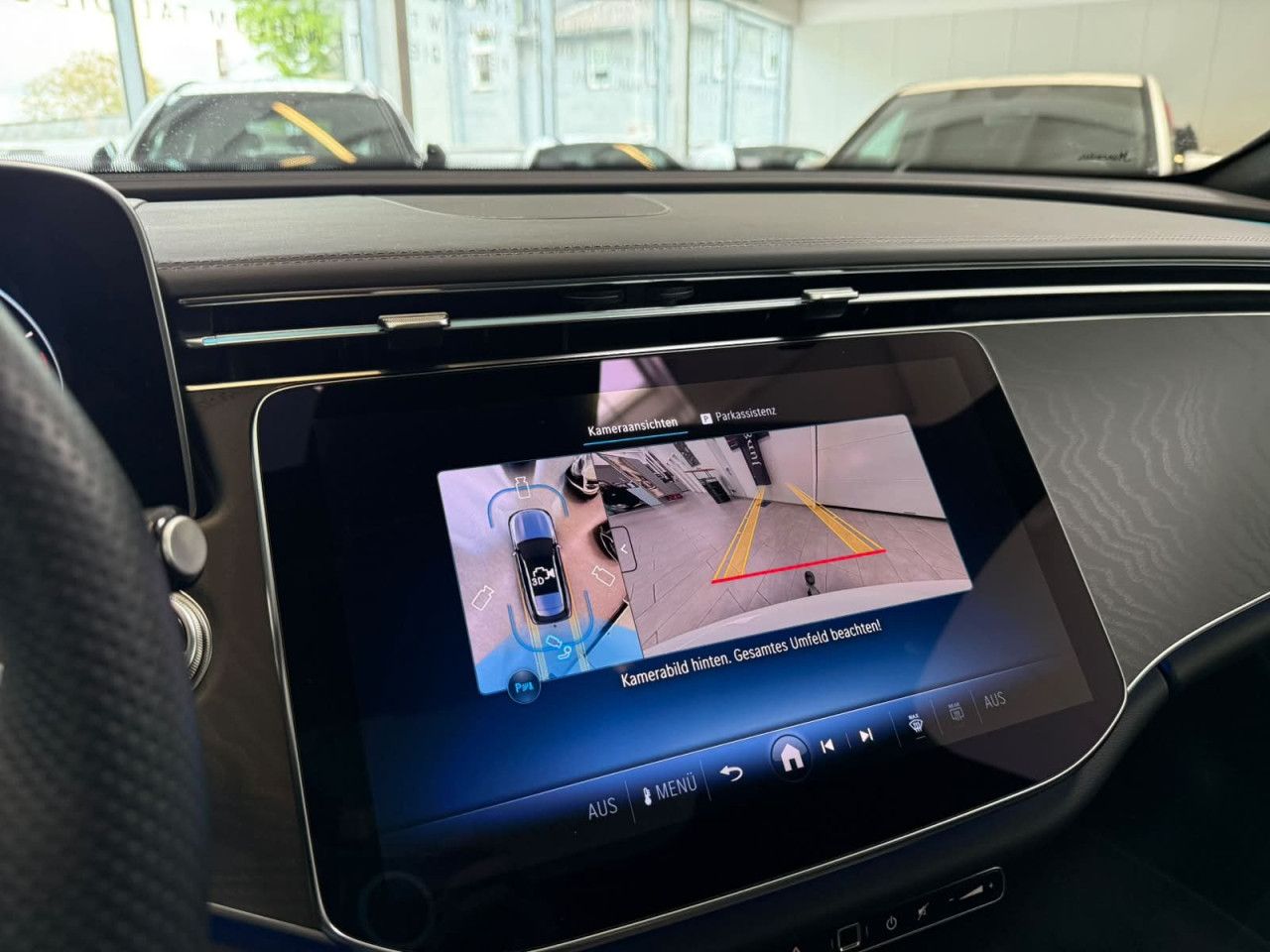 Mercedes-Benz E-Klasse – Bild 29