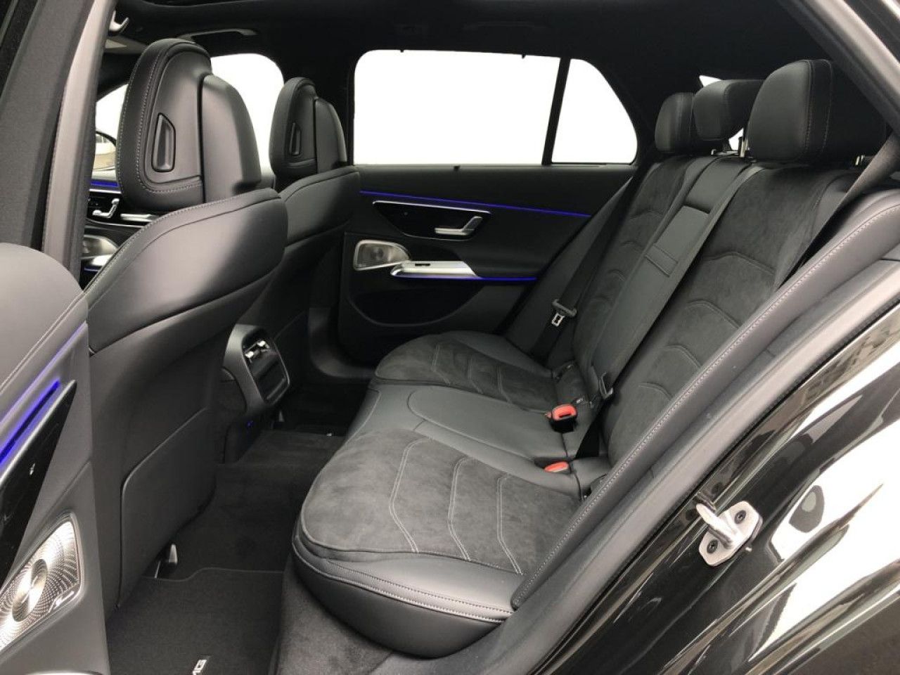 Mercedes-Benz E-Klasse – Bild 7