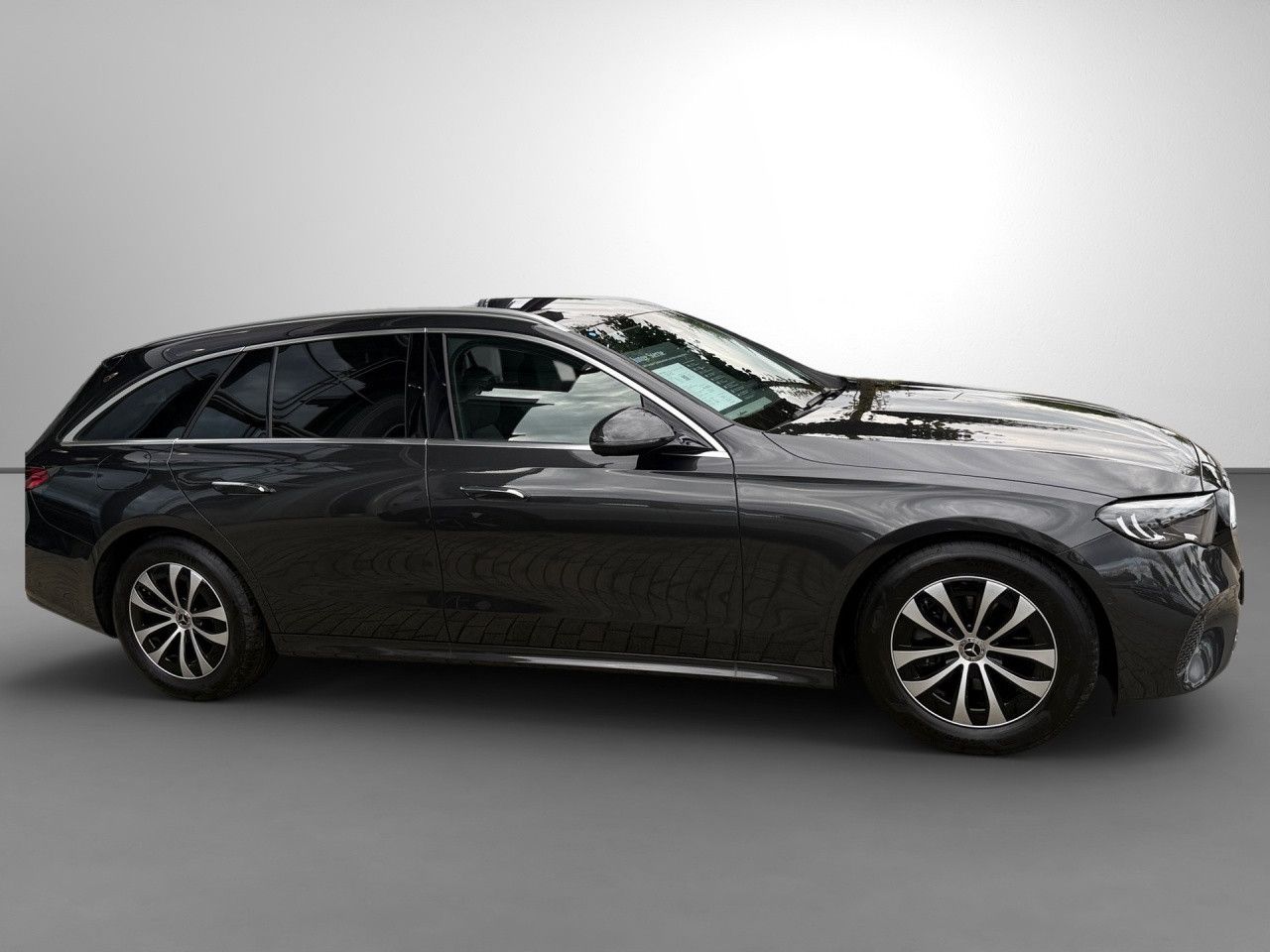Mercedes-Benz E-Klasse – Bild 8