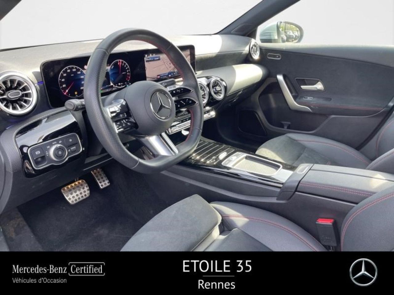 Photo du v&eacute;hicule 7 / 18